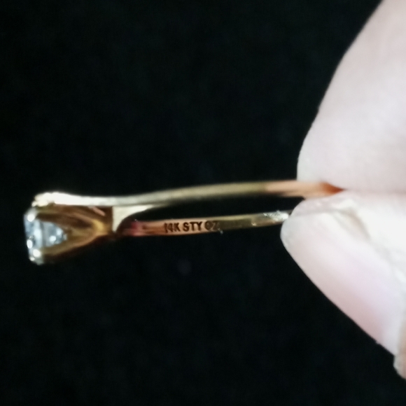 Genuine 14k Gold 2 Stone CZ Ring - Picture 11 of 13